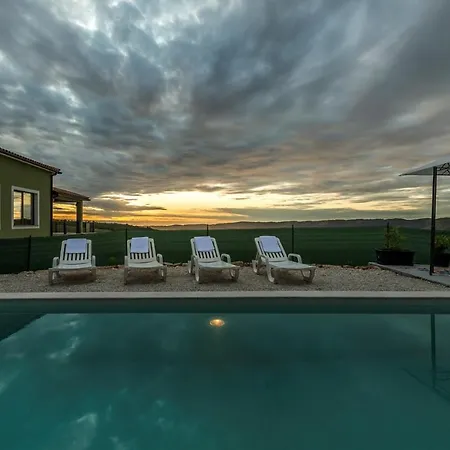 Art House With Pool *