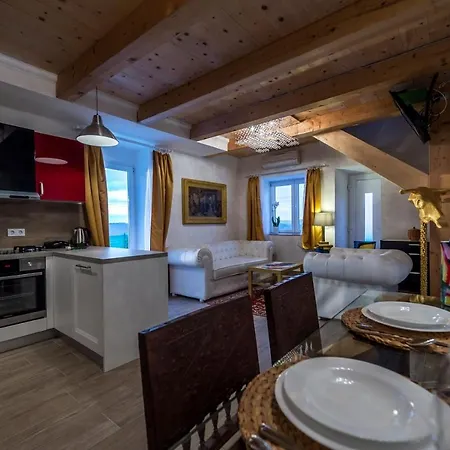 Villa Art House With Pool Vizinada